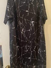 Boutique Plus Size Short Sleeve Dress