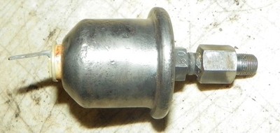 GTO TRANS AM FIREBIRD LEMANS ORIGINAL 80 PSI OIL PRESSURE SENDING UNIT 0557