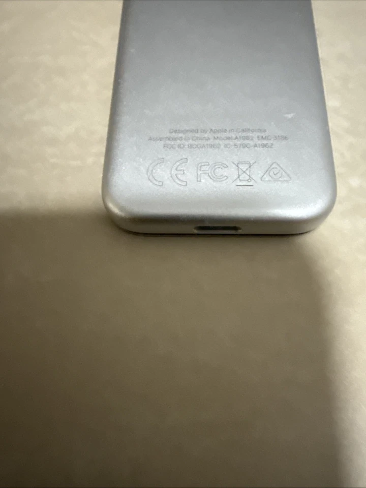 AppleTV Remote A1962 - Siri Fernbedienung für 4K Apple TV 4th - Bild 2 von 3