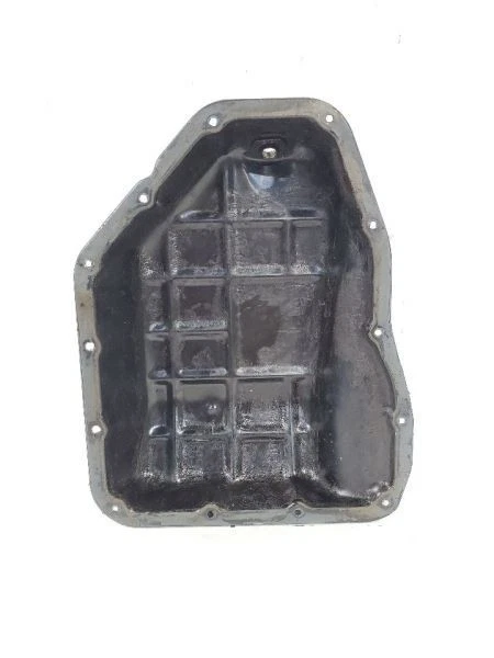 Lower Engine Oil Pan 3.5L OEM 2010 2011 2012 Hyundai Santa Fe - Image 2 of 4
