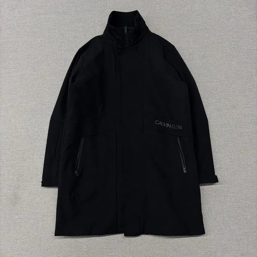 Calvin Klein Padded Jacket - Size 61cm, 91cm Length thumbnail 2