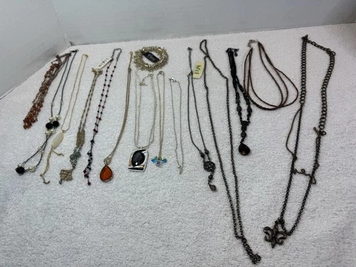 Vintage Lot of 15  Costume Jewelry Necklaces Pendant  & Bracelet. Some With Tags