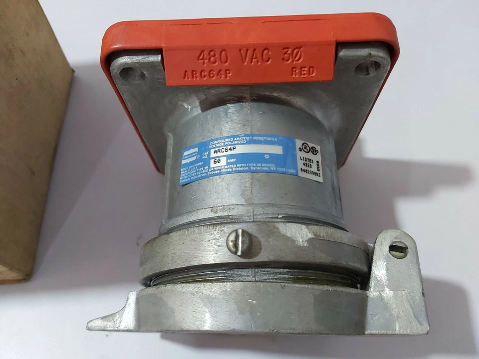 COOPER CROUSE-HINDS ARC64P RAINPROOF RECEPTACLE 3 WIRE 4 POLE STYLE 2 - Image 2 of 4