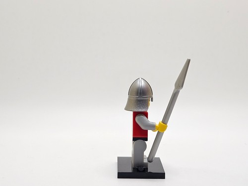 LEGO minifigura Caballero León cas501 Castillo Caballero Cresta Cuartezada Reinos - Imagen 2 de 4