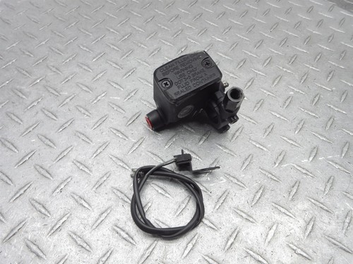 2010 09-11 Ducati Monster 696 Front Brake Master Cylinder Right - Picture 6 of 17