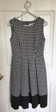 Calvin Klein Women’s A Line Career Dress Sleeveless Pleated Black White Size 2