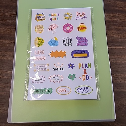 Undated Daily Planner with Hourly Schedule, Spiral to Do List Notebook, Green - Picture 6 of 6