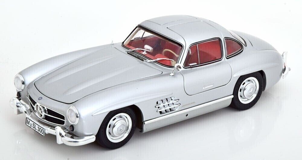 Mercedes 300 SL Gullwing ミニカー Amazon.com: 1954 300 SL Gullwing Red 1/24 Diecast Model Car