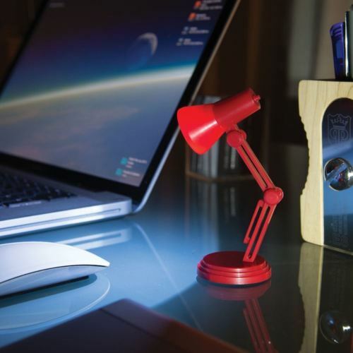 Worlds Smallest Reading Light LED Mini Clip On Book Desk Lamp Reader Funny Gift - Picture 2 of 4