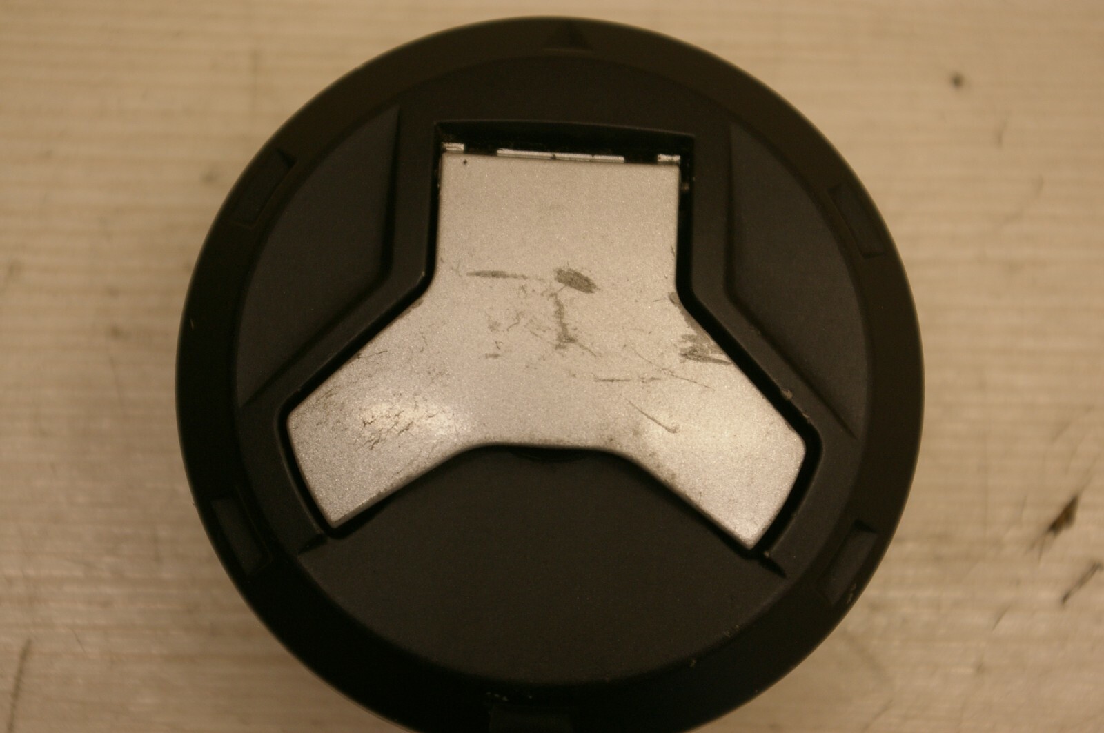 Picture 2 of 4