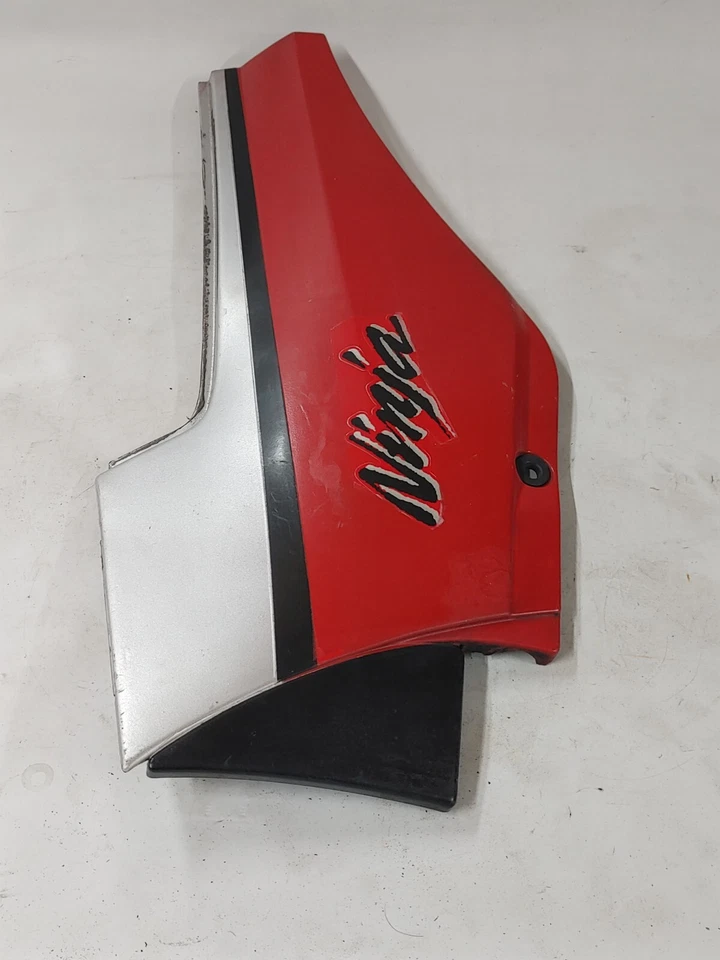 1984 Kawasaki ZX900 Ninja Left Side Cover Cowl Fairing  36001-5424 - Image 3 of 4