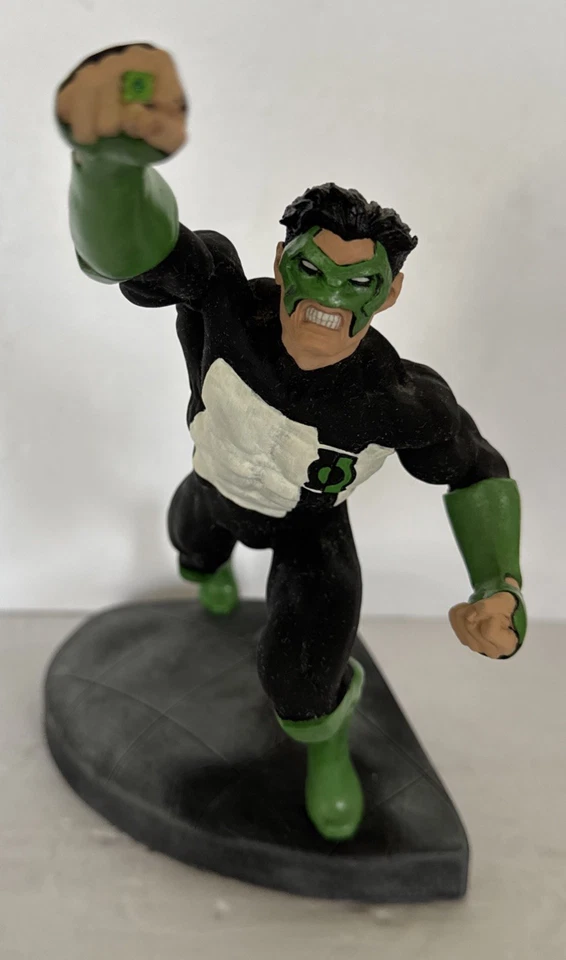 Green Lantern Kyle Rayner The Emerald Light Shines On Statue #413 of 2,200 NOB - Image 2 of 4