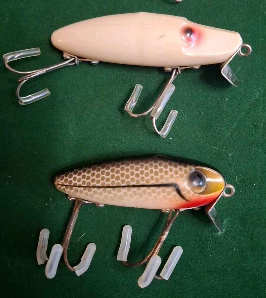 3 señuelos de pesca Wright & McGill de colección: Bug-A-Boo y secuestradores Foto 3 de 4