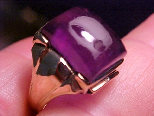 10K YEL GOLD 15.29ct GEN AMETHYST GEMSTONE RING  9.47g SZ 8.5  RARE COLOR CHANGE - Image 2 of 4