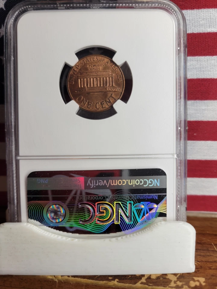 1999-P Lincoln Memorial Cent ""Wide AM"" **Graded NGC As MS 63 RB** Great Slab - Image 2 of 4