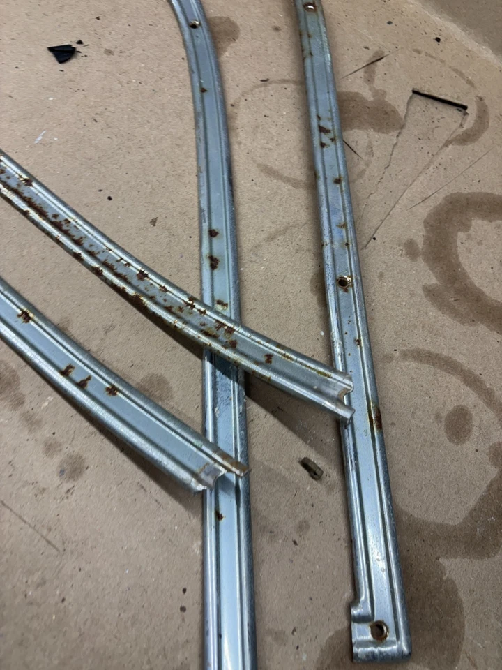 1973 1978 年 1979 年 78 福特 f150 f250 拾音器内部头条衬里装饰 RUSTY — 第 3/4 张图片