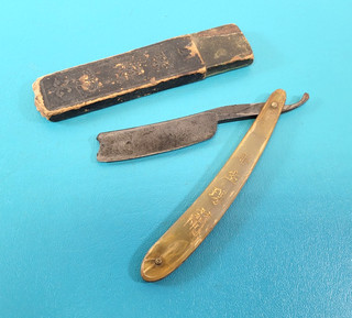 Vintage Chinese Japanese Straight Razor Blade in Box Makers Marks Horn Handle