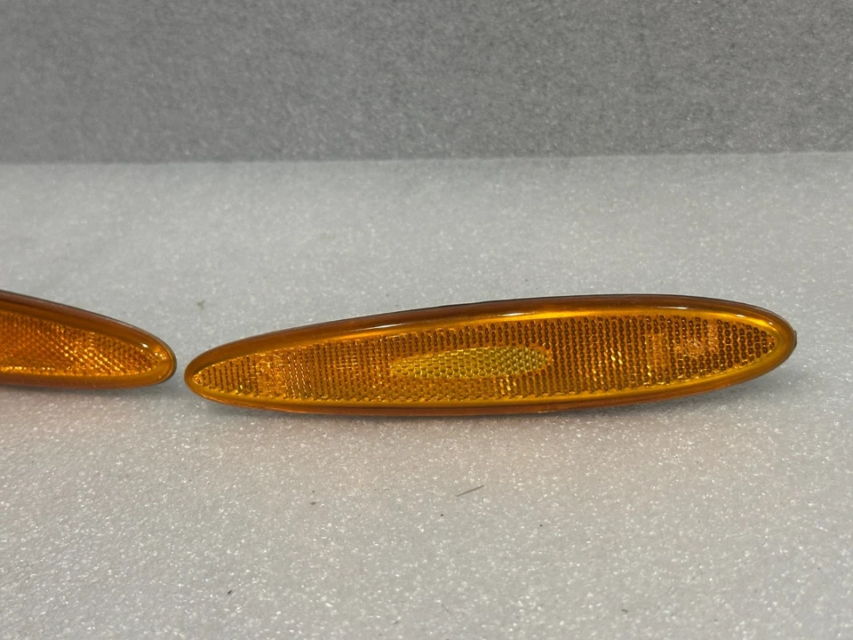 Jaguar XK8 X100 Pair Of Left & Right Front Side Marker Reflector Fits 1997-2006 - Image 3 of 4