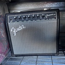 Fender Champion 20 20W Solid State Combo Amplifier for Electric Guitar