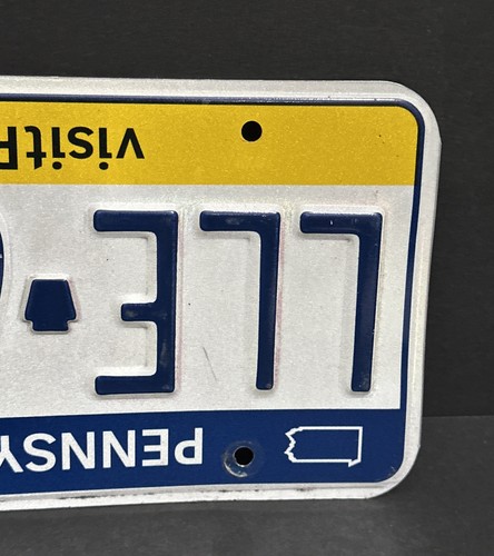 Pennsylvania License Plate — LLE 6192 VISIT PA.COM — Great Condition !! - Picture 10 of 21