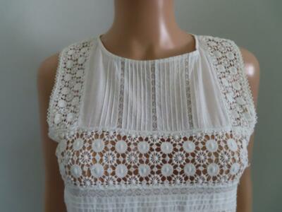 white christmas dresses Hunter Green Hand Crochet Dress – Alejandra Alonso Rojas main image 0