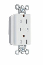 LEGRAND PLUGTAIL  TAMPER-RESISTANT SURGE PROTECTIVE DUPLEX RECEPTACLE, WHITE 15a