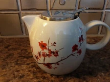 Tea Forte Pugg 24 oz Ceramic Teapot w Stainless Steel Infuser NEW In Box