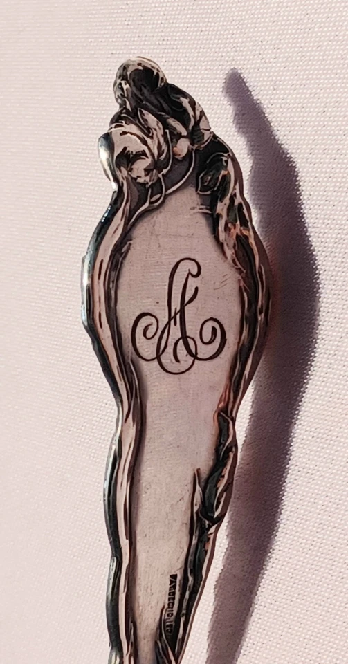 Les Six Fleurs by Reed & Barton Sterling Twist Handle Claret Spoon-mono'd 17" - Image 2 of 3