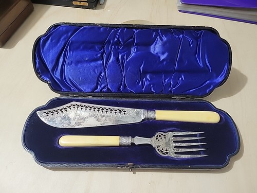 Antique Silver Two Piece Fish Serving Set, Original Case, London, See Hallmarks - Picture 4 of 21