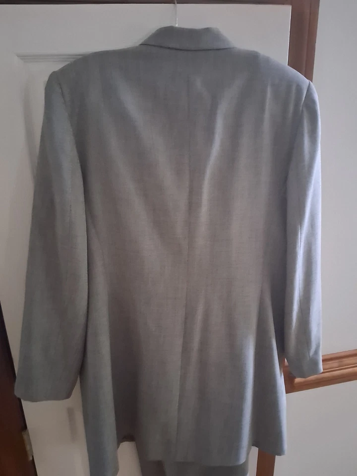 Pantalón Rafael Gris - Talla 16 - Forrado Excelente ESTADO Gris Twead Foto 4 de 4