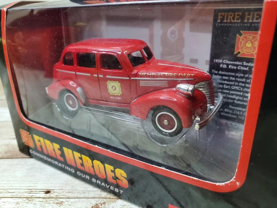 CORGI Fire Heroes Memphis Fire Department Fire Chief 1939 Chevrolet Sedan - Image 3 of 4
