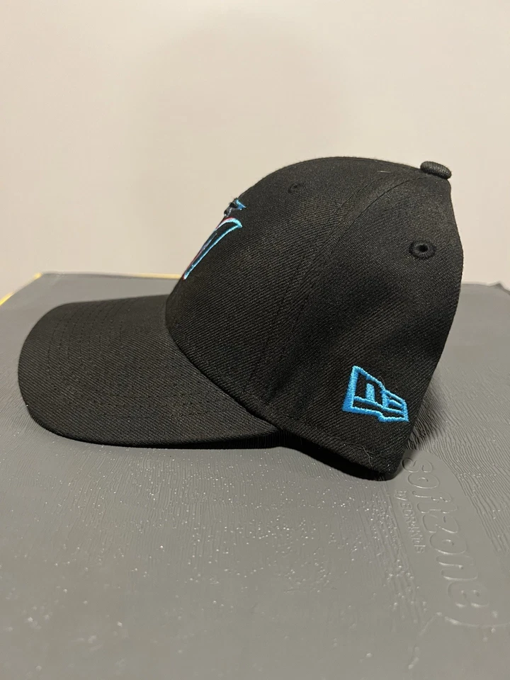 New Era Miami Marlins The League 9FORTY adjustable cap in black - Image 2 of 3