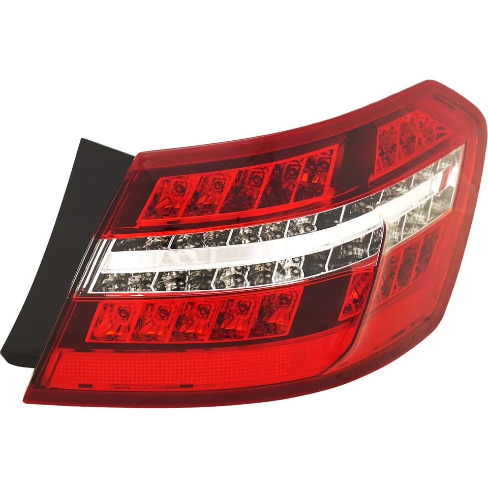 Luz trasera exterior derecha para Mercedes Benz E350 E550 E63 AMG E300 2010-2013 sedán Foto 4 de 4