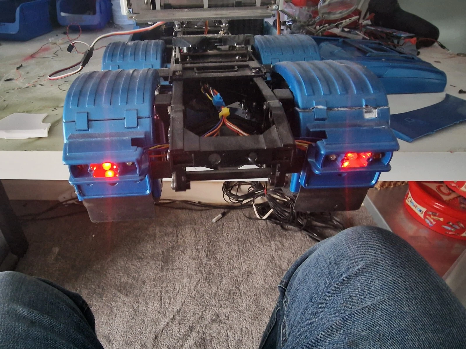 Bild 2 von 12