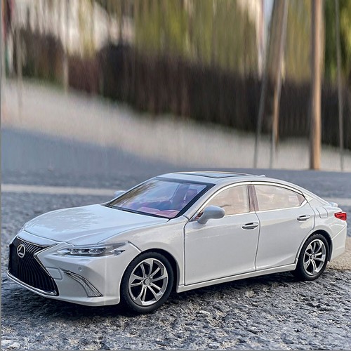 Modellino auto in lega 1:24 Lexus ES300 pressofuso leggero auto giocattolo collezione regali - Foto 12 di 17