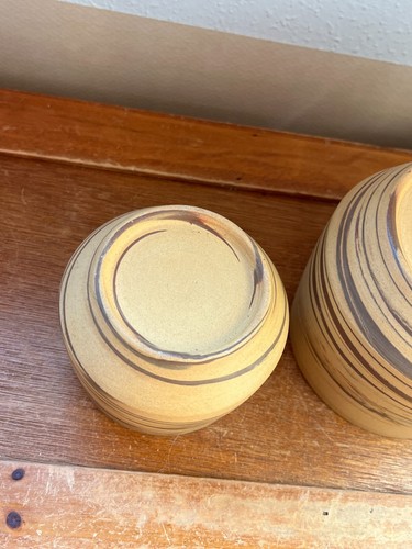 Vintage Lot of Tan & Brown Mission Swirled Art Pottery Shallow Vases Planter Pot - Picture 13 of 16