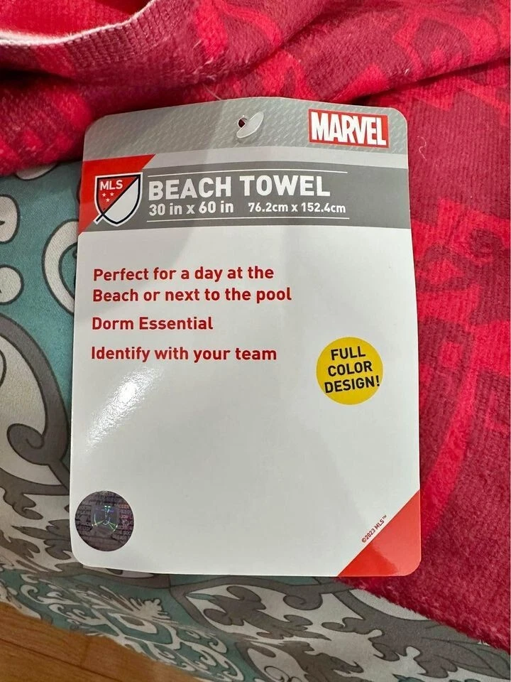 Toalla de playa Spiderman New York Red Bulls (RBNY) - 30 pulgadas X 60 pulgadas Foto 3 de 3