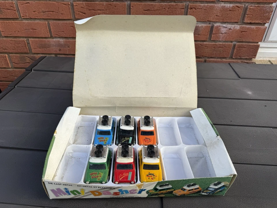 Mini Dasher 901-6D Trade Pack Mini Cooper - Modelos X6 De Colección Años 90 Foto 2 de 4