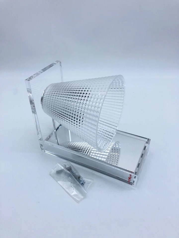 KARTELL LAMPADA DA PARETE CON STAMPAGGIO TRASPARENTE 240 V  - Immagine 4 di 4