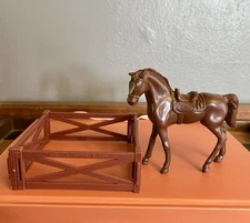 Vintage Tonka Saddled Horse With Fence F6