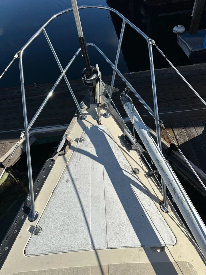 1977 Islander I-36 36' w/ Title & Registration - Image 3 of 4