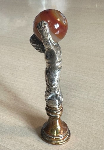 Antique silvered bronze wax seal depicting a "Greek man with agate ball" - Picture 14 of 16