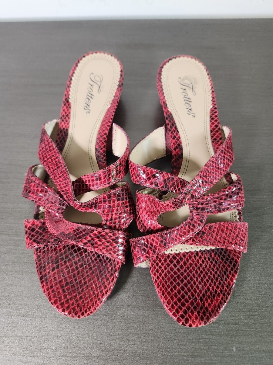 Trotters Red Faux Snakeskin Slip On Slides Sandals Size
