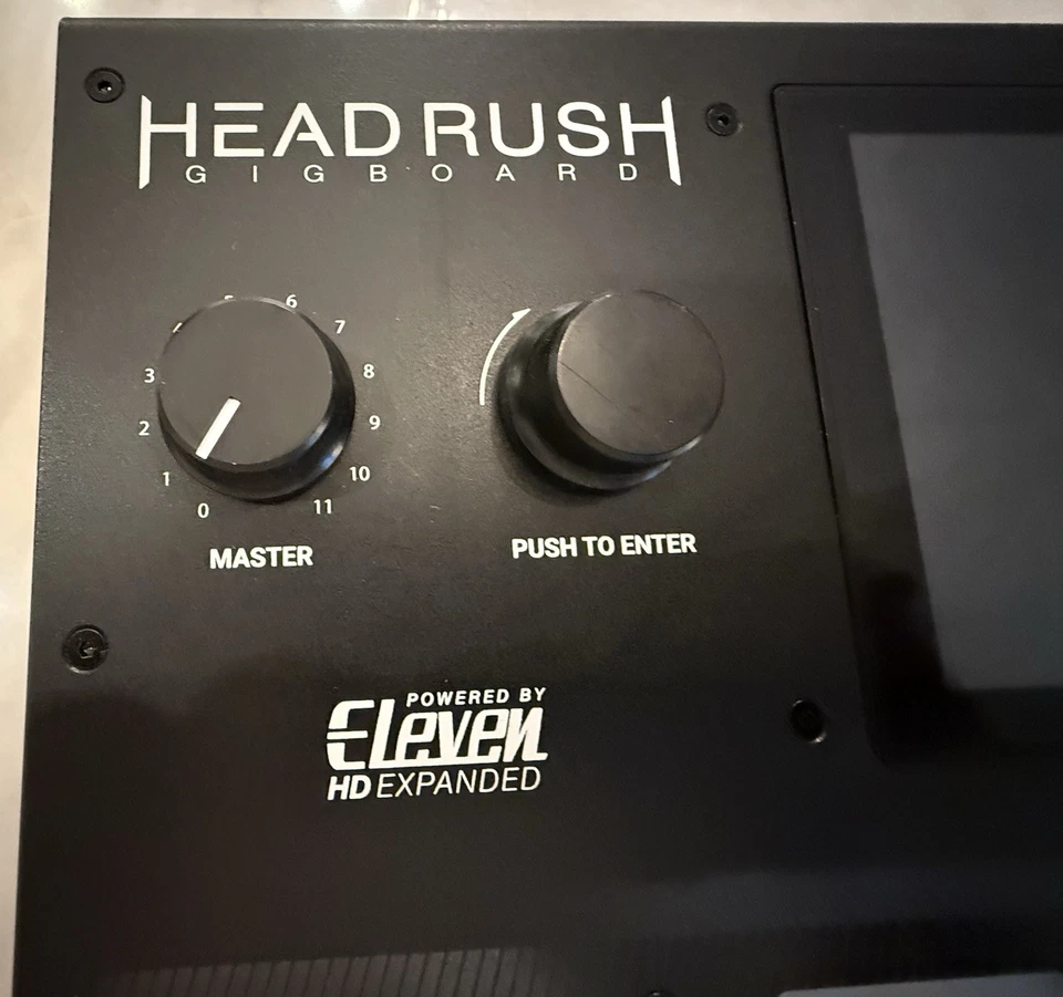 HeadRush Gigboard Multi-Effects Processor Pedal W/Power Cord - Image 3 of 4