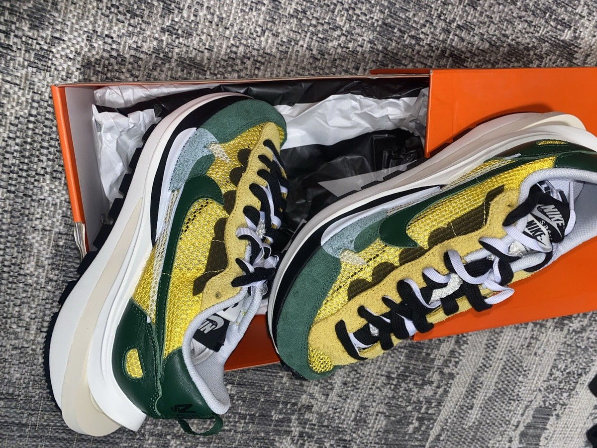 sacai x nike vaporwaffle stadium green