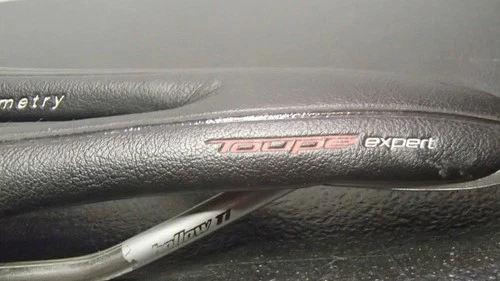 Specialized Toupe Expert Body Geometry Saddle 143mm Rails Road Bike video thumbnail
