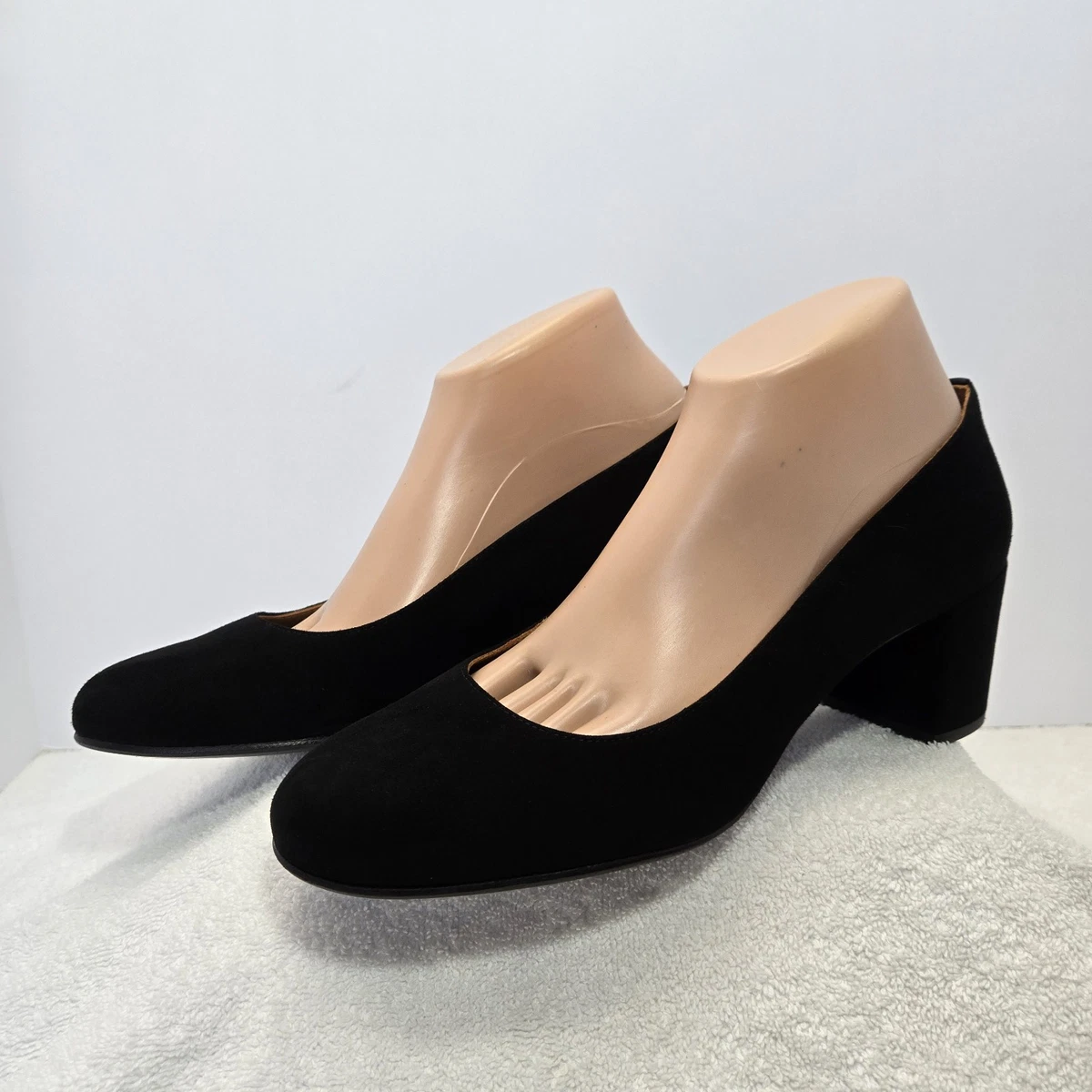 Women NIB DVF 7.5 Kid Suede MARTINA Pump Heels Leather main image 0