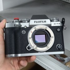 Fujifilm X-T3 XT3 26.1mp Mirrorless Digital Camera Sliver Body Only -95 New