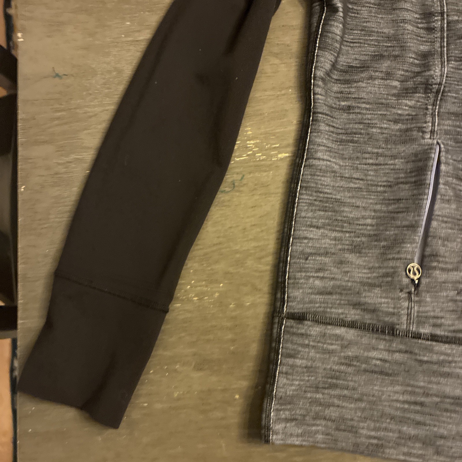 womens lululemon jacket medium - image 7