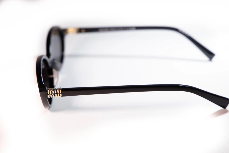 NUEVO Gafas de sol Miu Miu 04ZS 1AB5S0 negras 100 % AUTÉNTICAS Foto 3 de 4